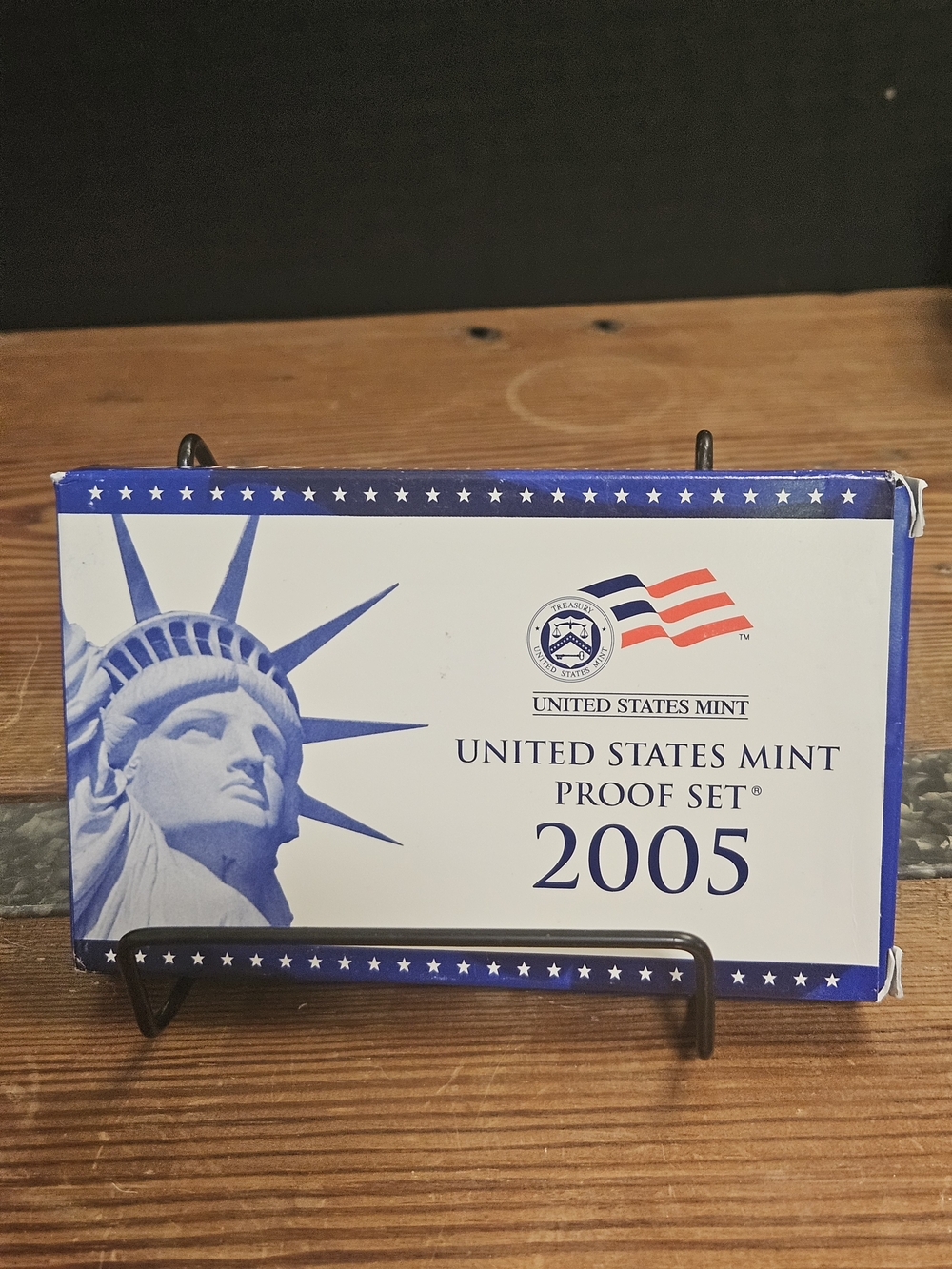 United States Mint 2005 Proof Set Box - Blue and White